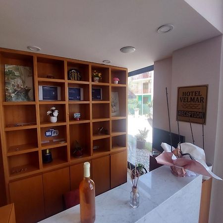 Velmar Hotel Golem  Εξωτερικό φωτογραφία